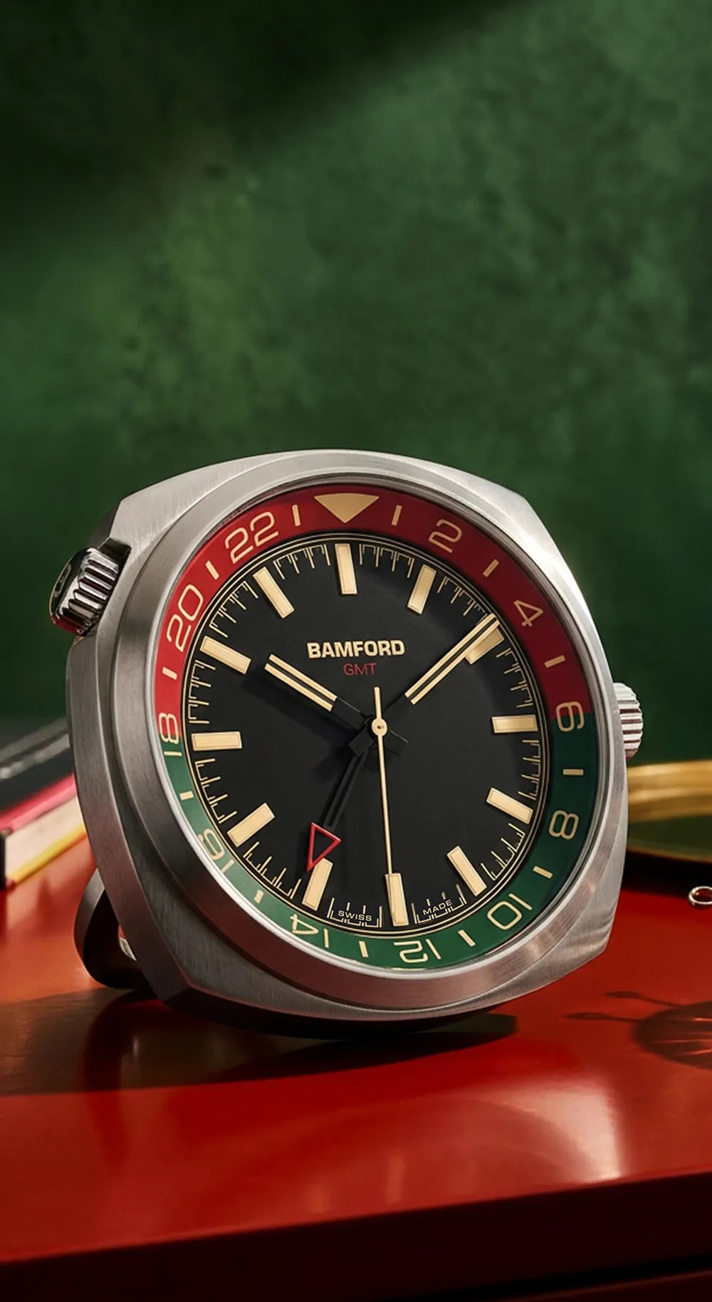 Bamford GMT Desk Clock – Italian (Red & Green)